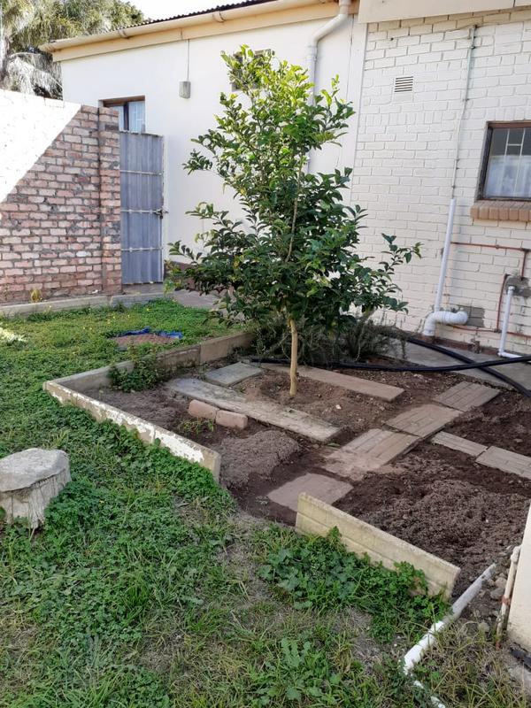 4 Bedroom Property for Sale in Albertinia Western Cape